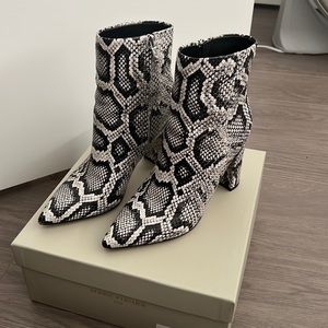 Marc Fisher Ulani boot in gray multi leather